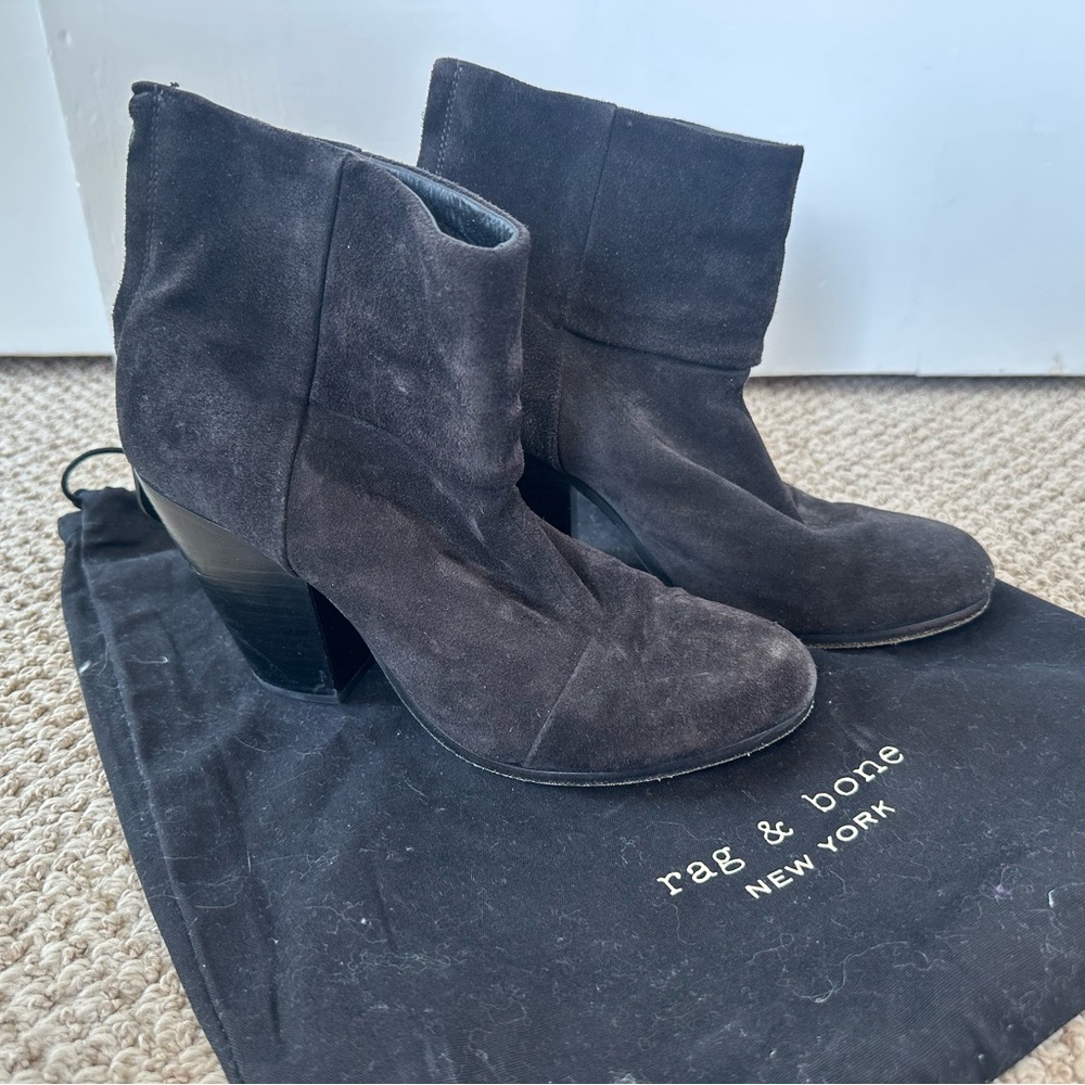 rag & bone Women's Black Suede Ankle Boots